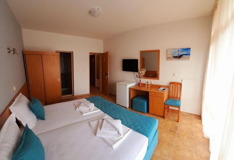 Cameră Deluxe cu Vedere Laterală către Mare, аурелия бей