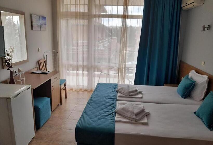 Deluxe-huone Sivuttainen Merinäkymä, аурелия бей