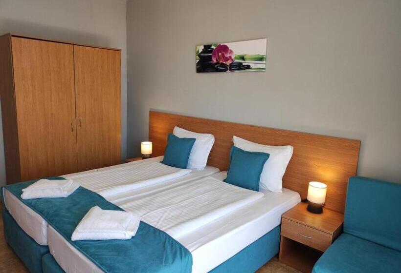 Deluxe-huone, аурелия бей