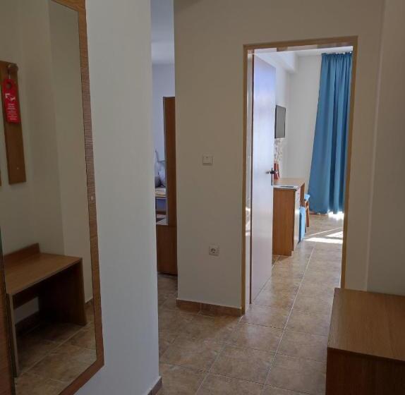 Huoneisto 1 Makuuhuone, аурелия бей