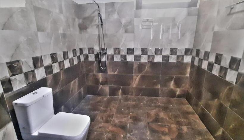 スタンダードトリプルルーム, New Rest House Inn