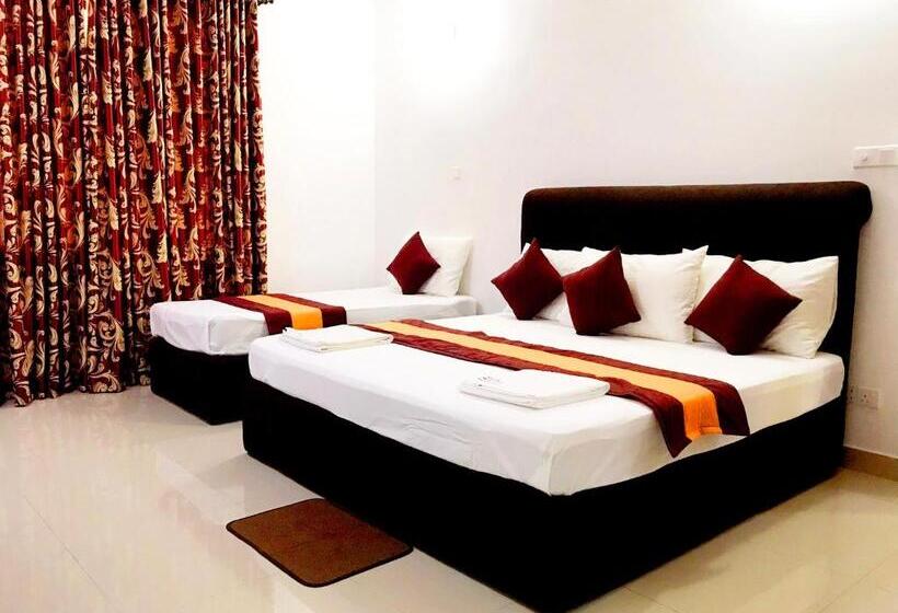 스탠다드 트리플 룸, New Rest House Inn