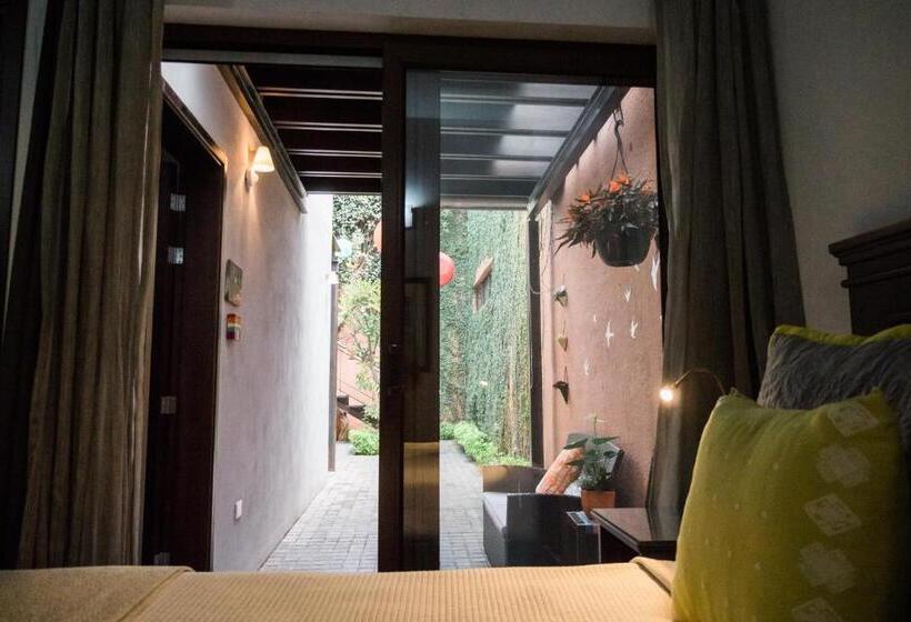 غرفة قياسية, El Secreto B&b