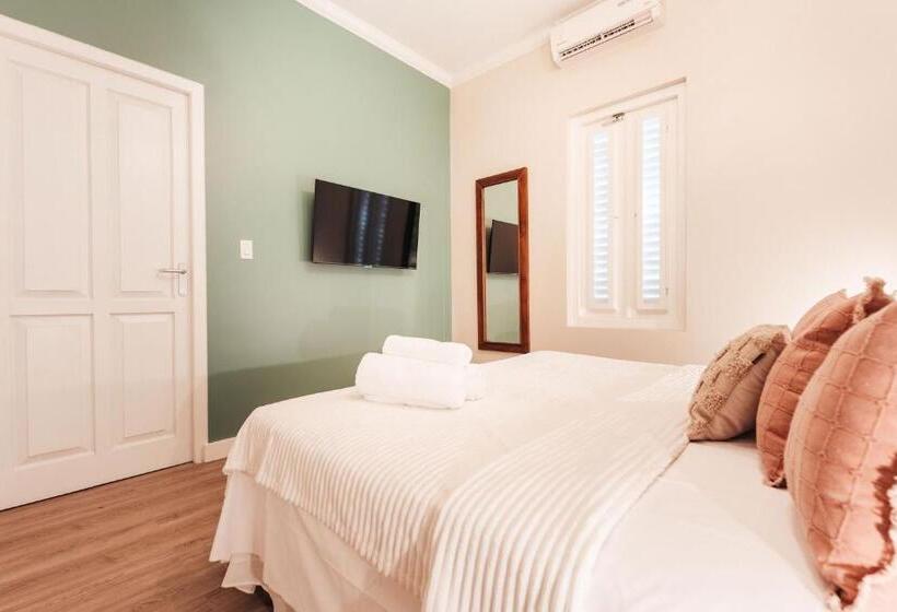 سوییت, Atelier Skalo Boutique