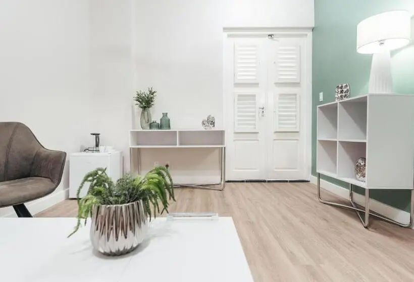 سوییت, Atelier Skalo Boutique