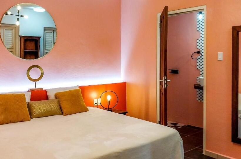 اتاق استاندارد با تخت بزرگ, Atelier Skalo Boutique