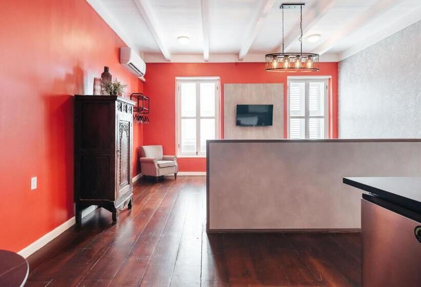 Deluxe Suite King Bed, Atelier Skalo Boutique