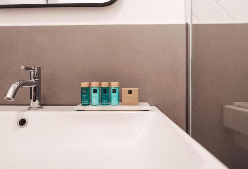 Deluxe Suite King Bed, Atelier Skalo Boutique