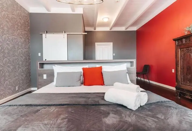 Deluxe Suite King Bed, Atelier Skalo Boutique