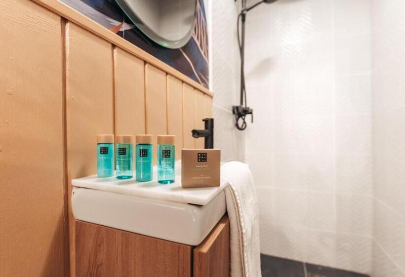 Deluxe Suite King Bed, Atelier Skalo Boutique