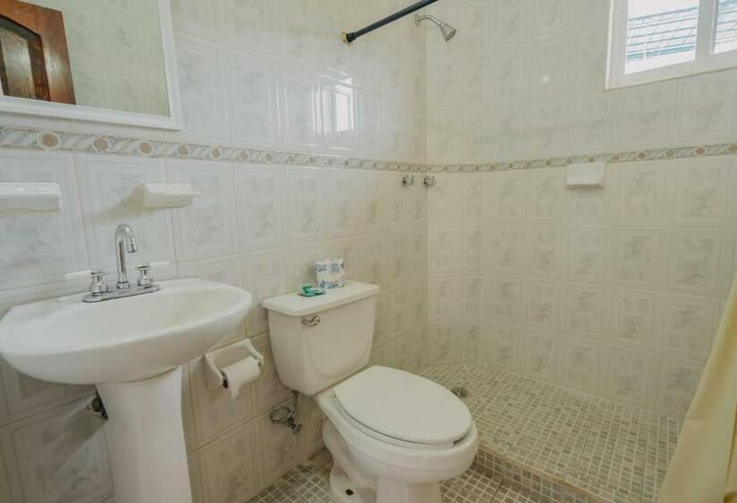 اتاق لوکس, Rosalinda S