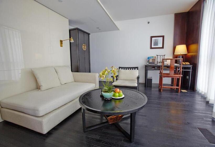 디럭스 스위트, Beijing Hotel Momc