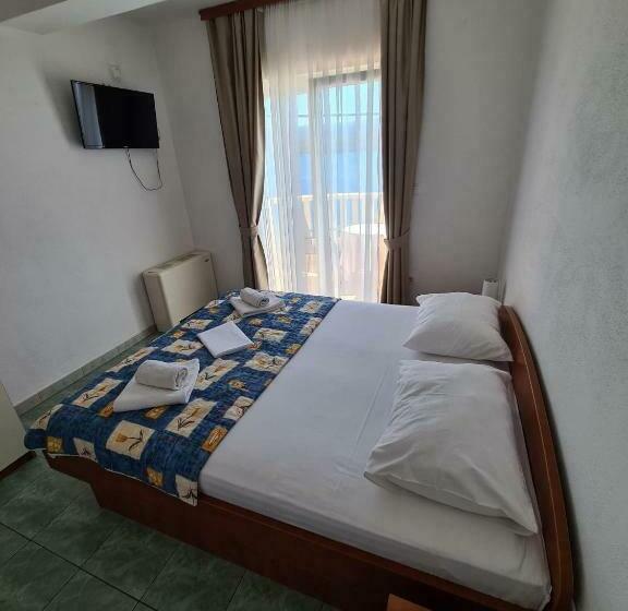 اتاق لوکس با بالکن و چشمانداز دریا, Villa Ancora