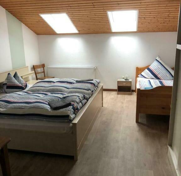 スタンダードトリプルルーム, Birkengaststätte