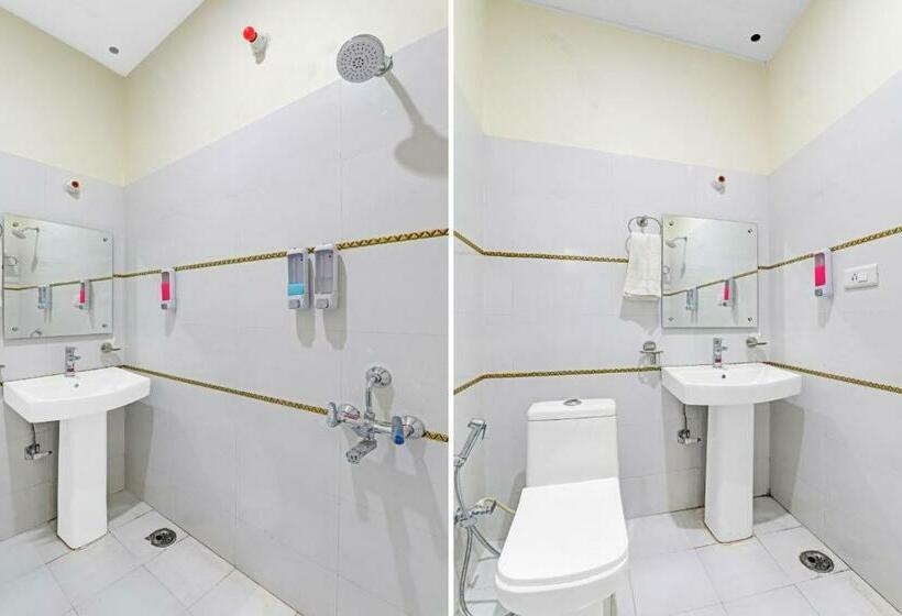 اتاق لوکس, Collection O Hotel Kalawati Palace