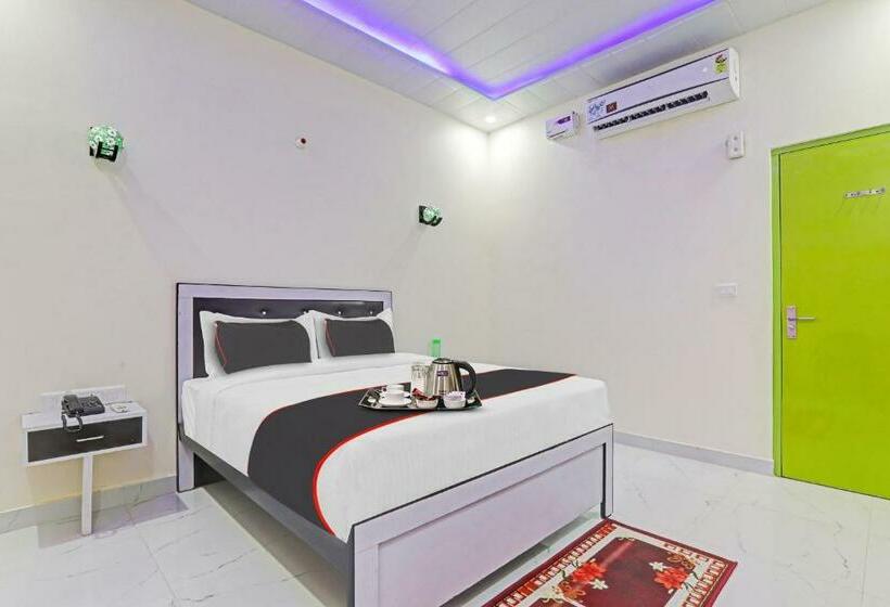 اتاق لوکس, Collection O Hotel Kalawati Palace