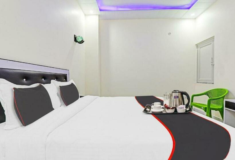 اتاق لوکس, Collection O Hotel Kalawati Palace