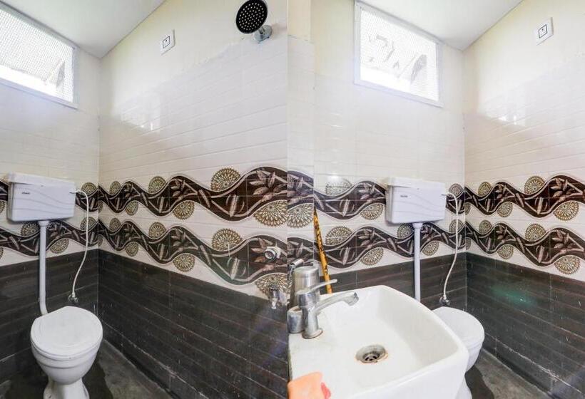 トリプルクラシックルーム, Oyo 89551  Holiday Inn