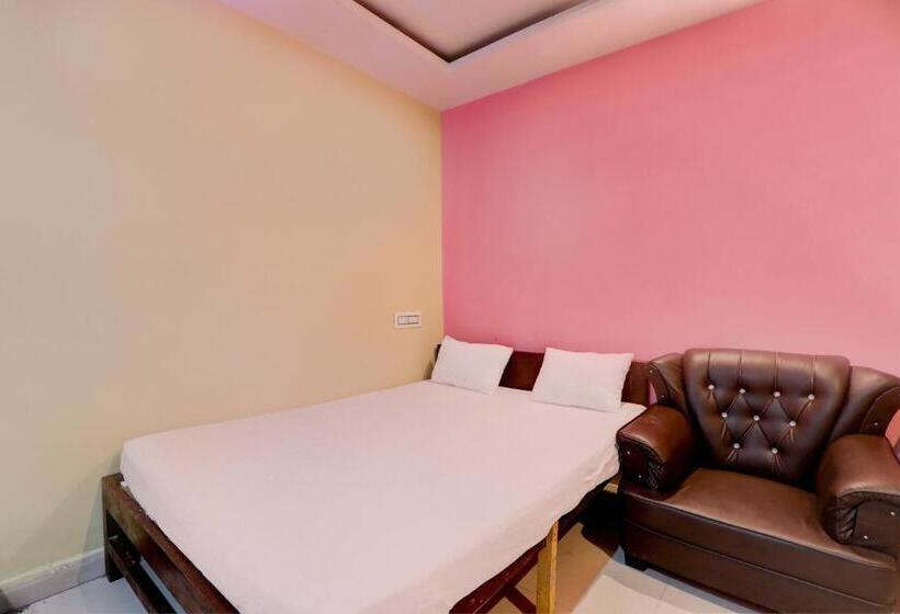 トリプルクラシックルーム, Oyo 89551  Holiday Inn