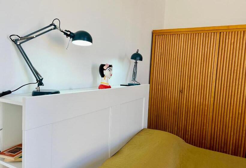 اتاق لوکس چهار تخته, B&b Letterario Palazzo Pistocchi