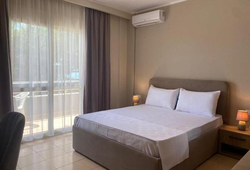 חדר סטנדרט נוף לים, Rumar