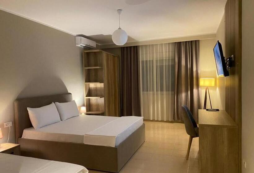 Triple Room Sea View, Rumar