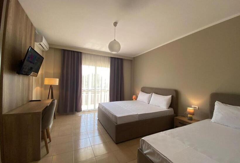 Triple Room Sea View, Rumar