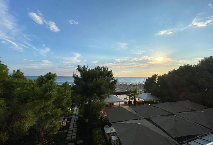 Triple Room Sea View, Rumar