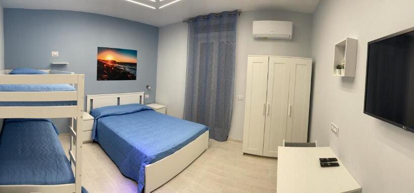 اتاق کلاسیک چهارنفره, La Spiaggia B&b