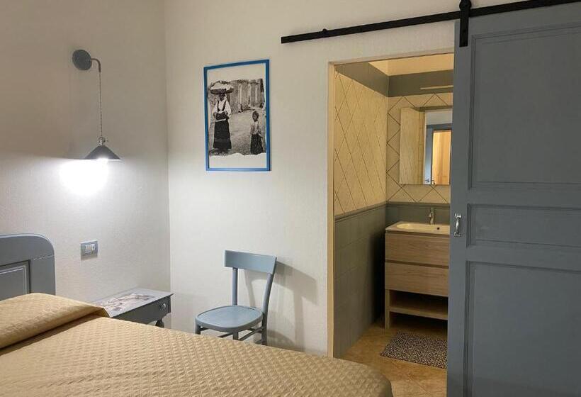 غرفة قياسية سرير كينج, Domo Anna