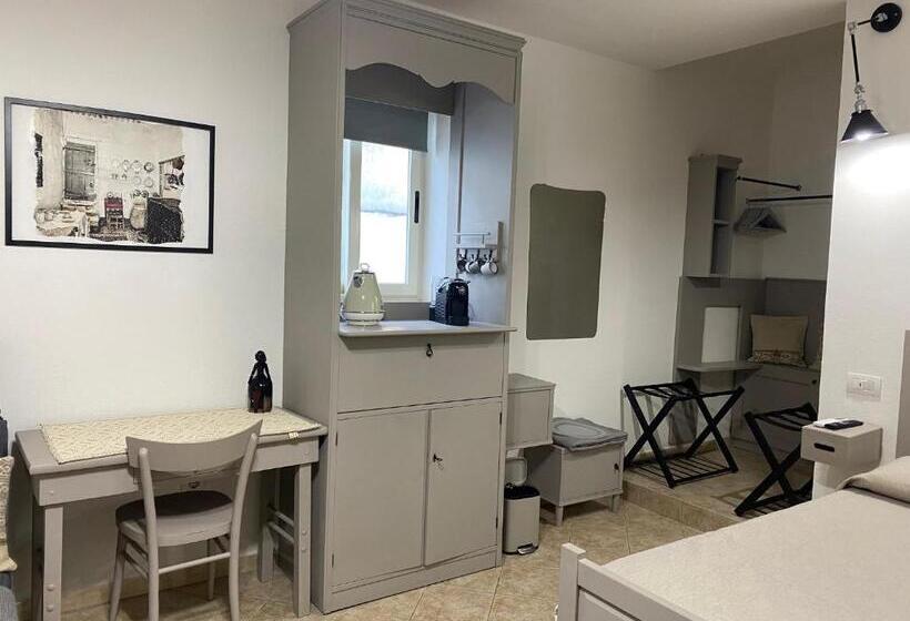 غرفة ديلوكس سرير كينج, Domo Anna