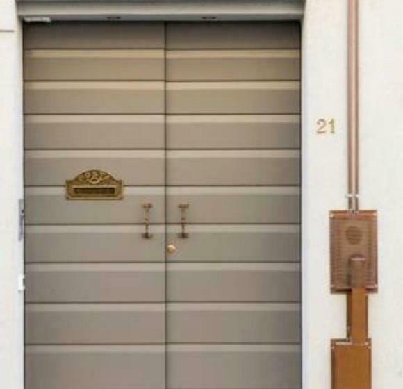 基本三人间, Accademia 21