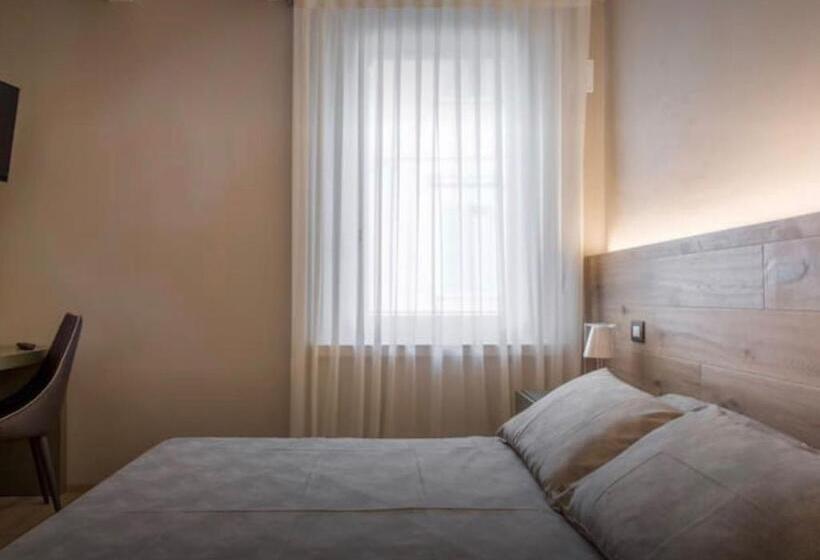 豪华房间, Accademia 21