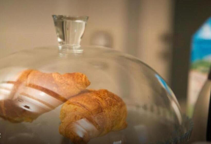 标准间, Accademia 21