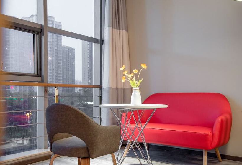 Семейный Номер, Ibis Xian North Second Ring Weiyang Rd