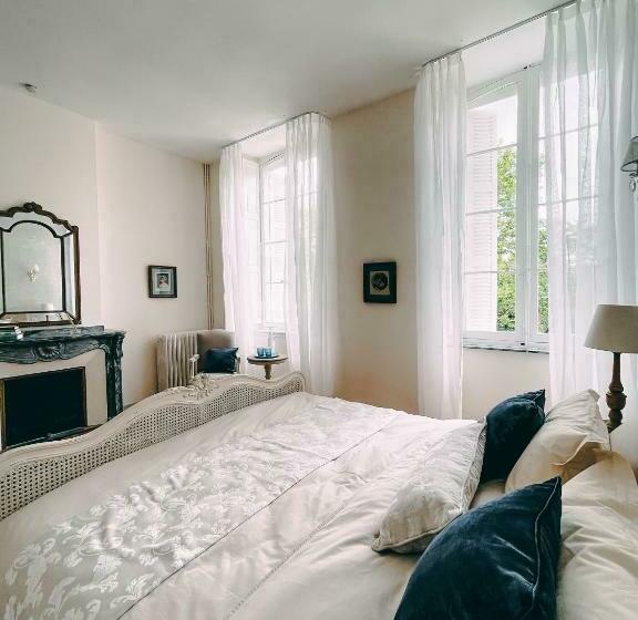 غرفة ديلوكس, Karma Chateau De Samary