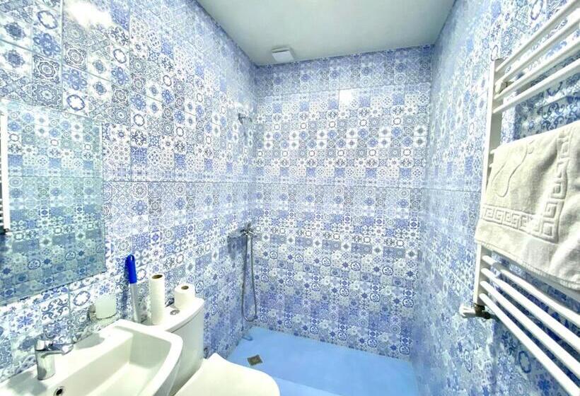 استودیوی استاندارد, Freeze Inn Mestia