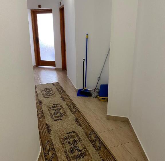 Familjerum, къща за гости уют