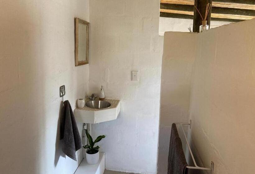 منزل غرفتين نوم, Karoo Feels