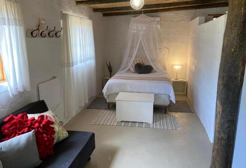 منزل غرفتين نوم, Karoo Feels