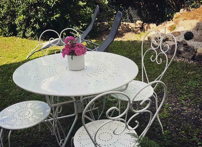 스위트, La Guinguette De Michaux