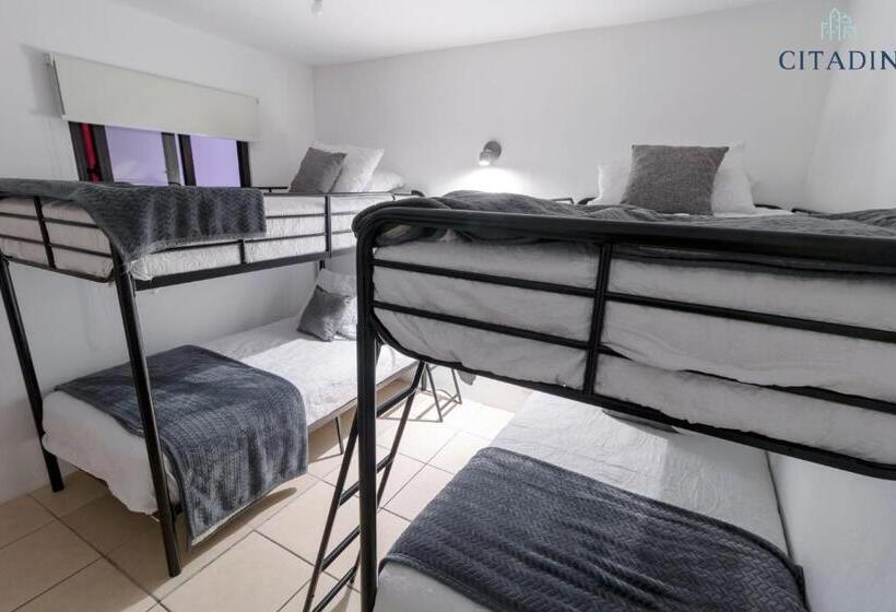 اتاق استاندارد چهار تخته, Citadin