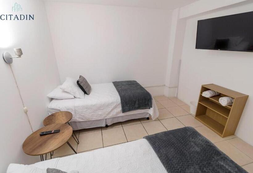 اتاق استاندارد با سرویس بهداشتی مشترک, Citadin