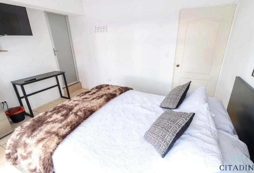 اتاق استاندارد با بالکن, Citadin