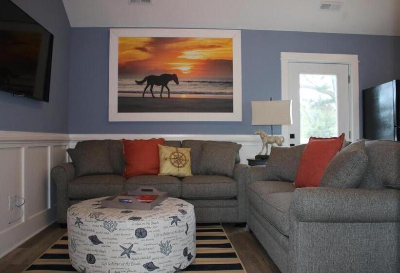 带阳台套房, Wild Horse Inn