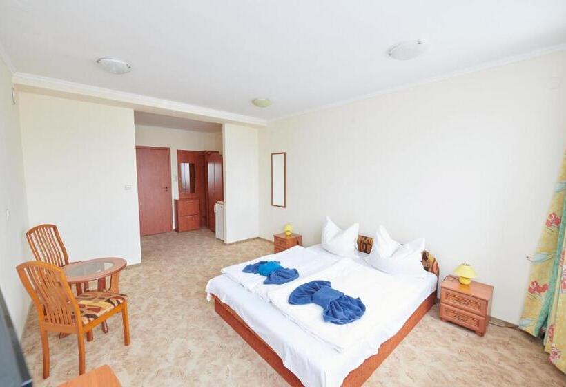 标准间, Retro Lido Vonyarcvashegy