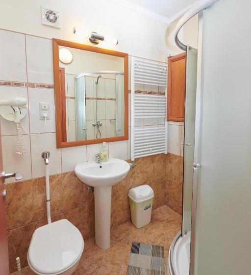 标准工作室带阳台, Retro Lido Vonyarcvashegy