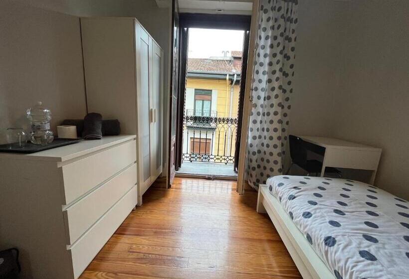 Standaard Éénpersoonskamer met Gedeelde Badkamer, Pensión Matilde