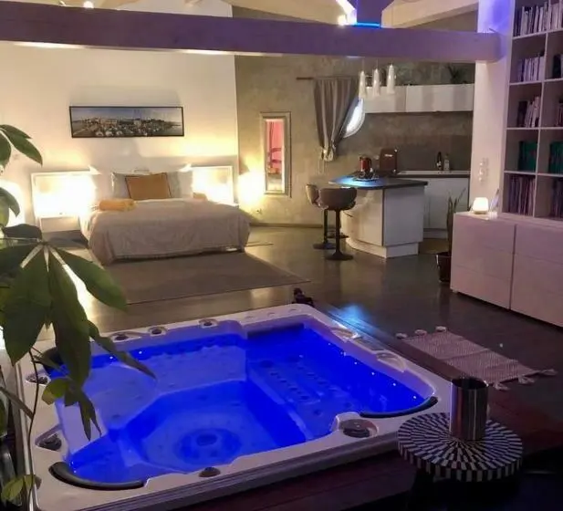 プールビュースタンダードルーム, Les Lofts De Bouzigues