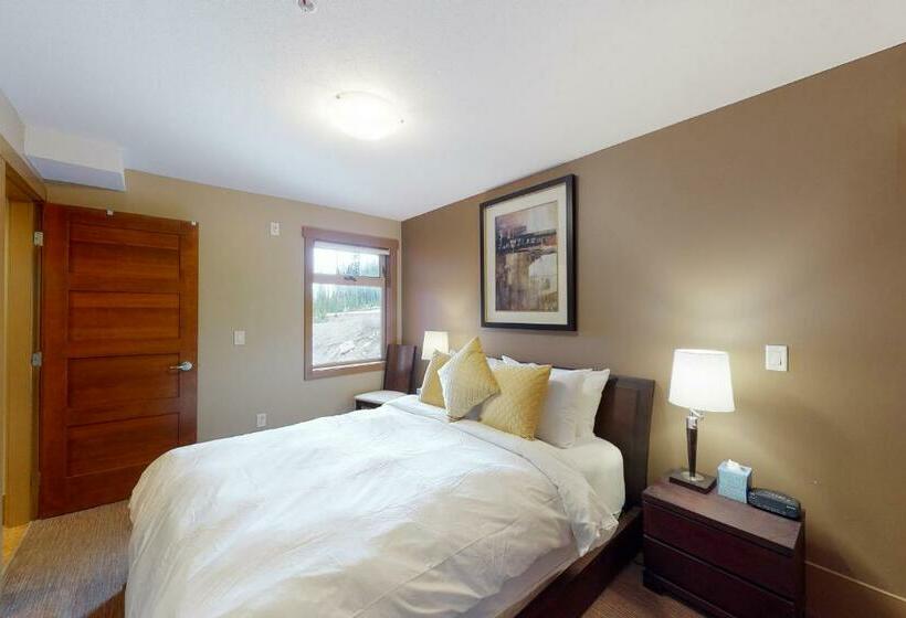 Апартаменты 2 Спальни, Raven 101